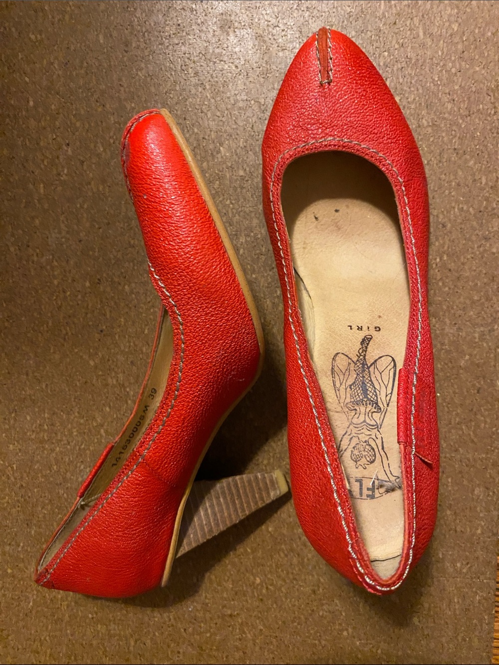 Women's Red Pointed-Toe high heel fly girl shoes.